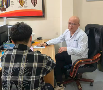 朔州市|男科医师高朋磊：守护男性健康，专业男科诊疗